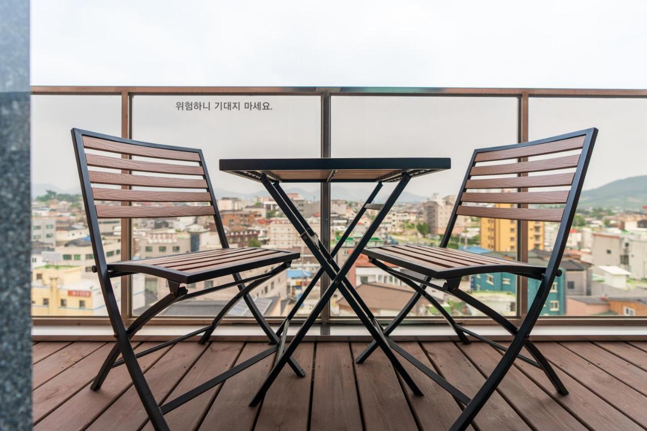 Chech'ŏn Jecheon Hound Hotel מראה חיצוני תמונה