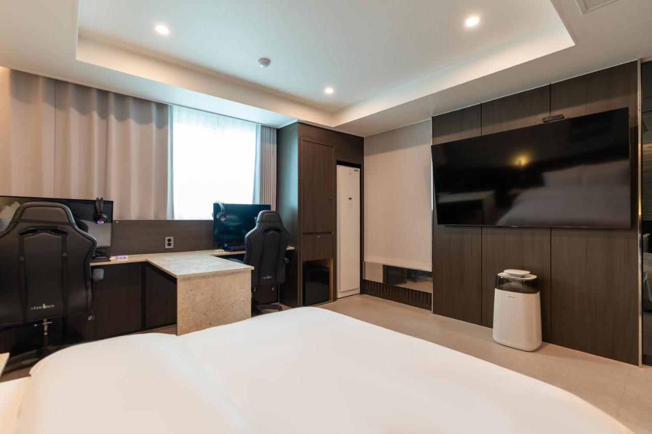 Chech'ŏn Jecheon Hound Hotel מראה חיצוני תמונה