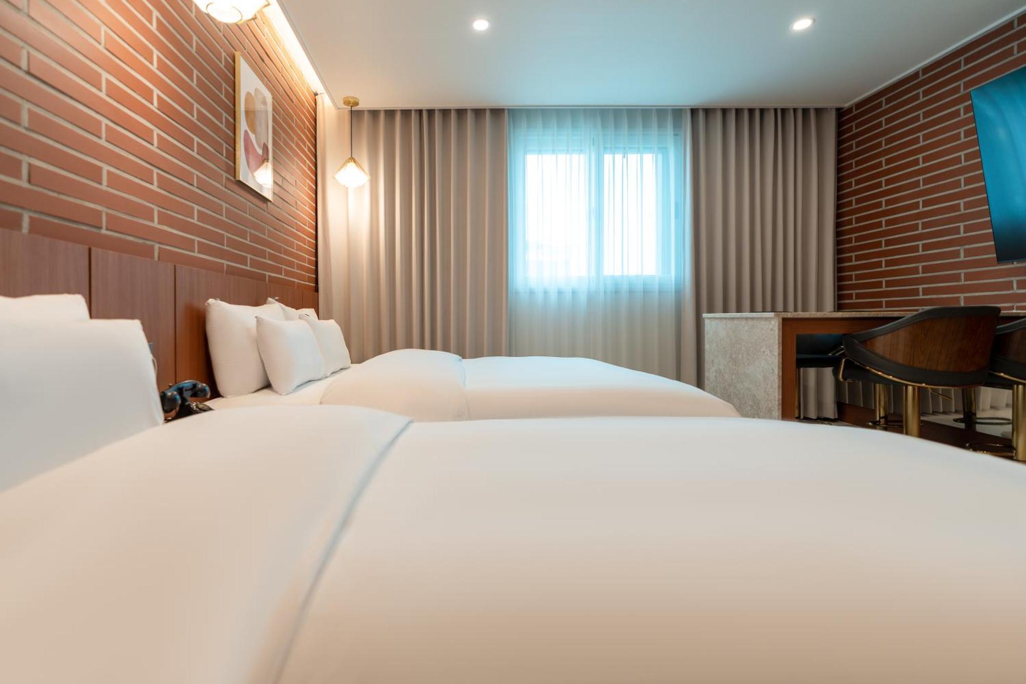 Chech'ŏn Jecheon Hound Hotel מראה חיצוני תמונה